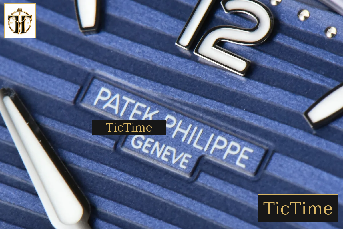 Nautilus Ladies 7118 35mm 3KF Blue Dial SS Bracelet A324 — foto 6