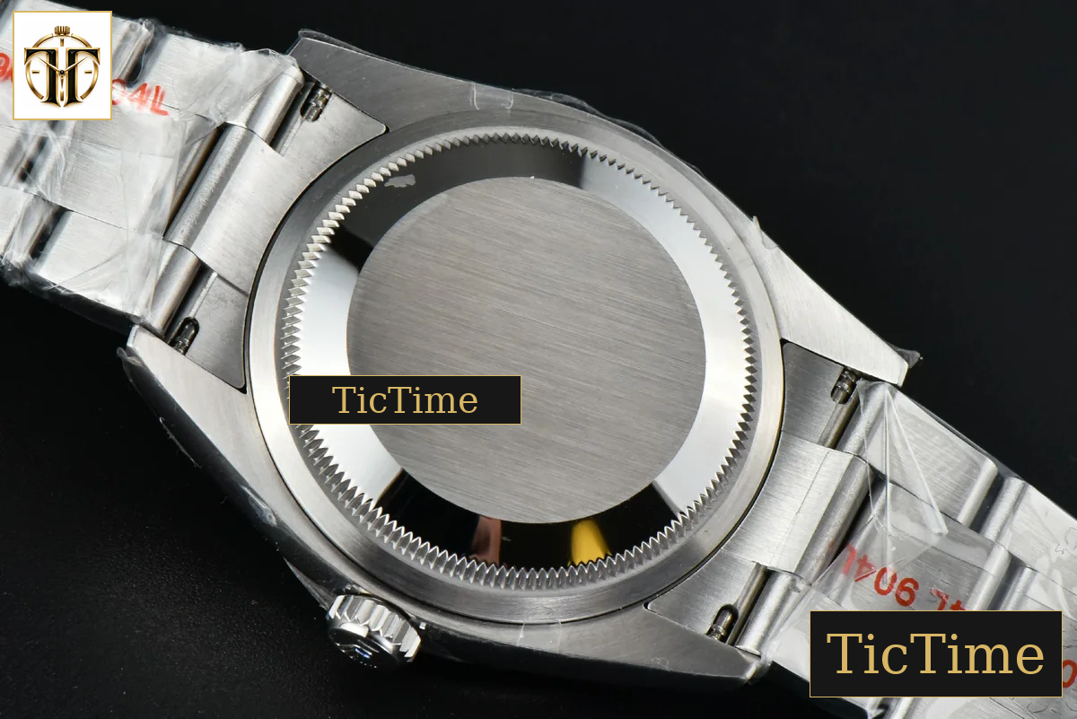 Oyster Perpetual 126000 36mm EWF Green Dial SS Bracelet A3230 — foto 22