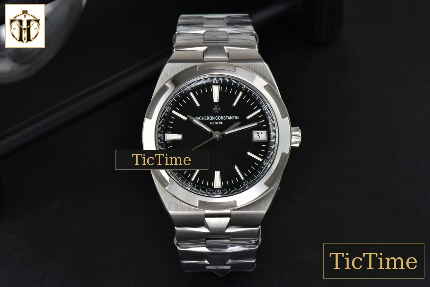 Vista frontal — Overseas 4500V 41mm ZF Black Dial SS Bracelet A5100