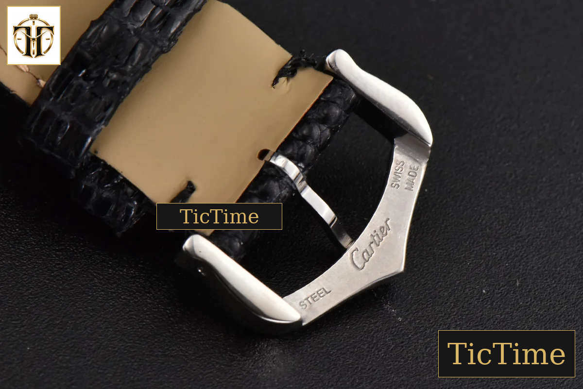 Tank Must Large 33.7×25.5mm K11F White Dial Black Croc Texture Strap Quartz — foto 24