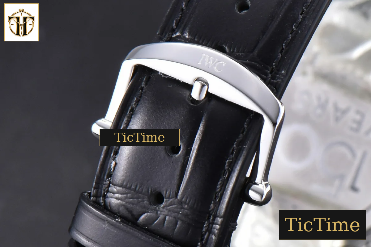 Portofino ‘150 Years’ 40mm V7F White Dial YG Markers Black Leather Strap / A2892 — foto 26