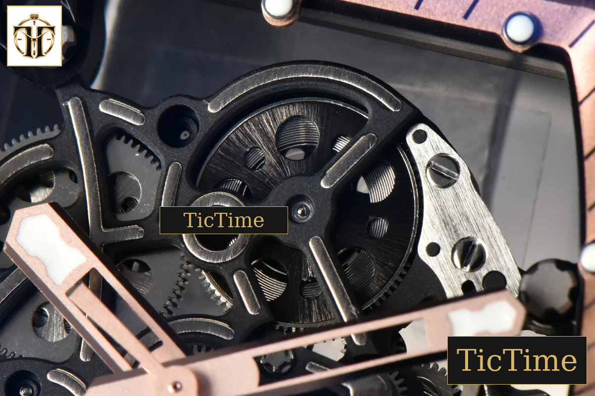 NTPT RM055 42.7mm APSF Gold Skeleton Dial Black Bezel Black Crown Black Rubber Strap RMUL2 — foto 6