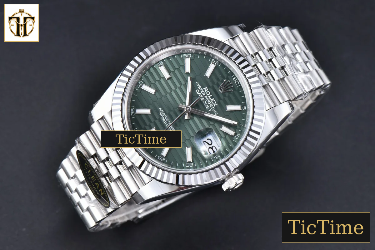 DateJust 126334 41mm Clean Factory Green Motif Dial Jubilee Bracelet VR3235 — foto 4