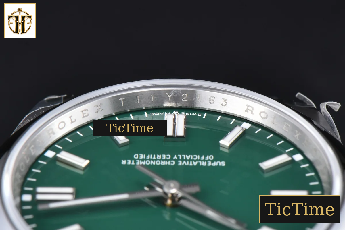 Oyster Perpetual 904L 126000 36mm VSF Green Dial Bracelet VS3230 — foto 12