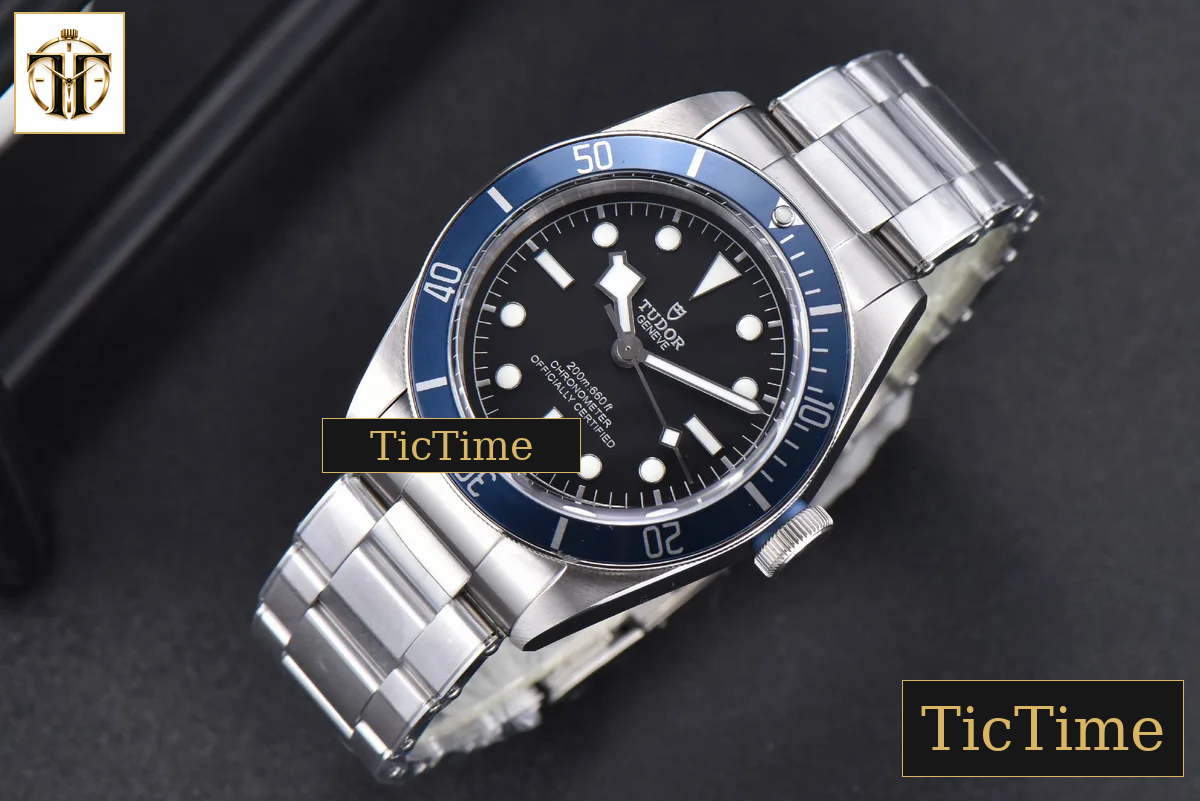 Heritage Black Bay Shield 2016 41mm ZF Blue SS Bracelet A2824 — foto 4