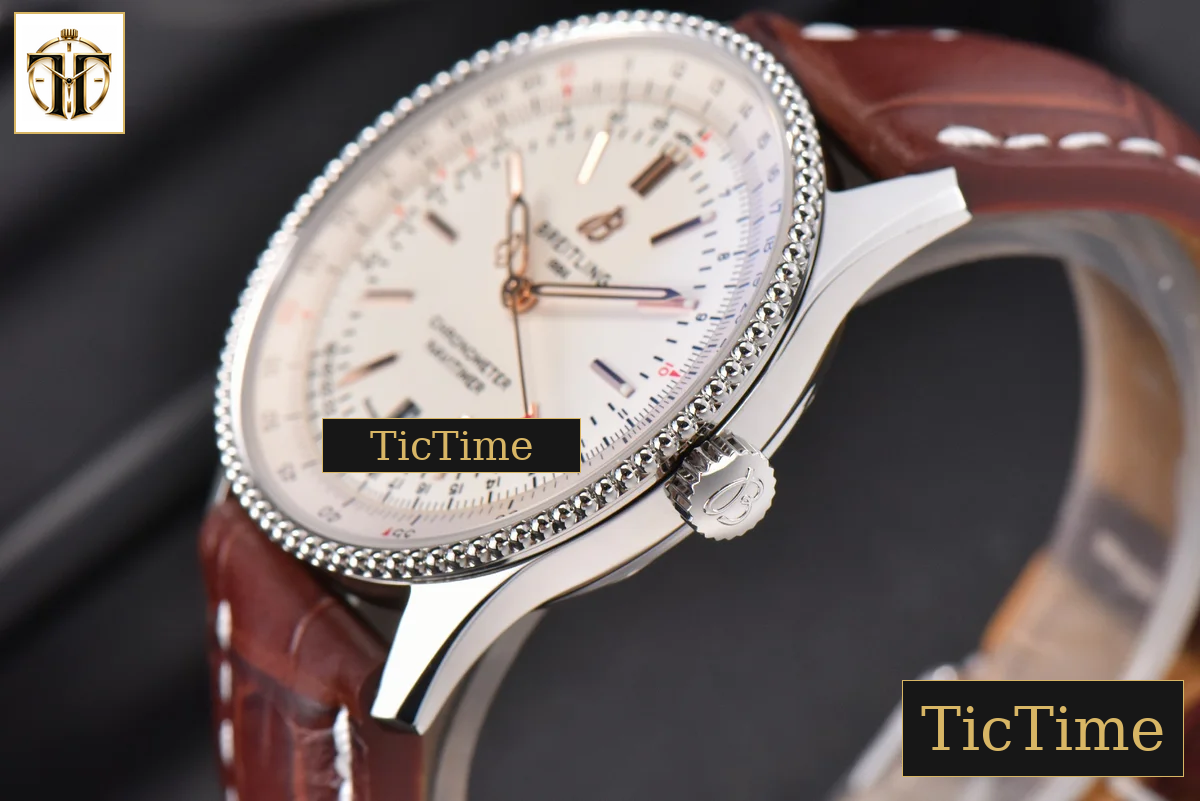 Navitimer 41mm V7F White Dial Brown Leather Strap A2824 — foto 10
