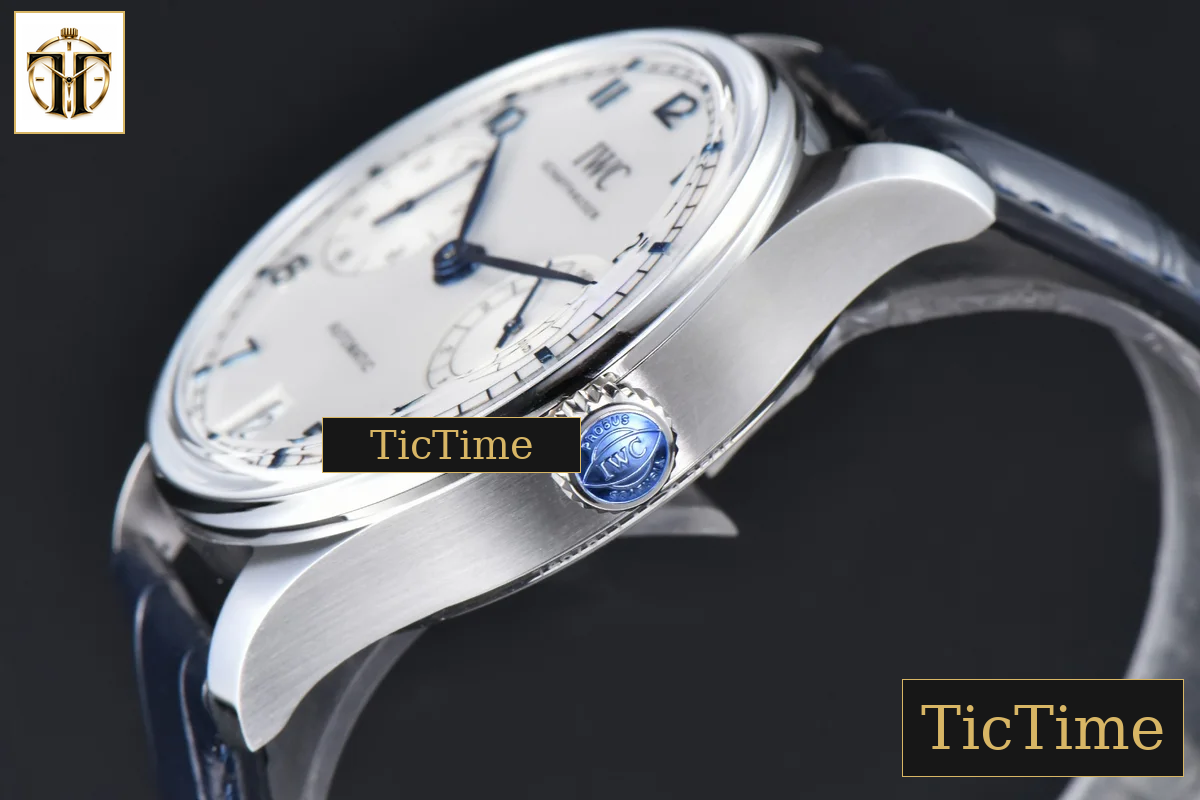 Portugieser Automatic 7 Days IWC0559A 42mm APSF SS White Dial Blue Numeral Markers Black Leather Strap A52010 — foto 10