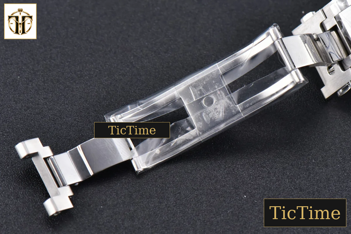 Aqua Terra 150M Light 41mm VSF Blue Dial Blue Hand Silver Markers SS Bracelet A8900 — foto 28