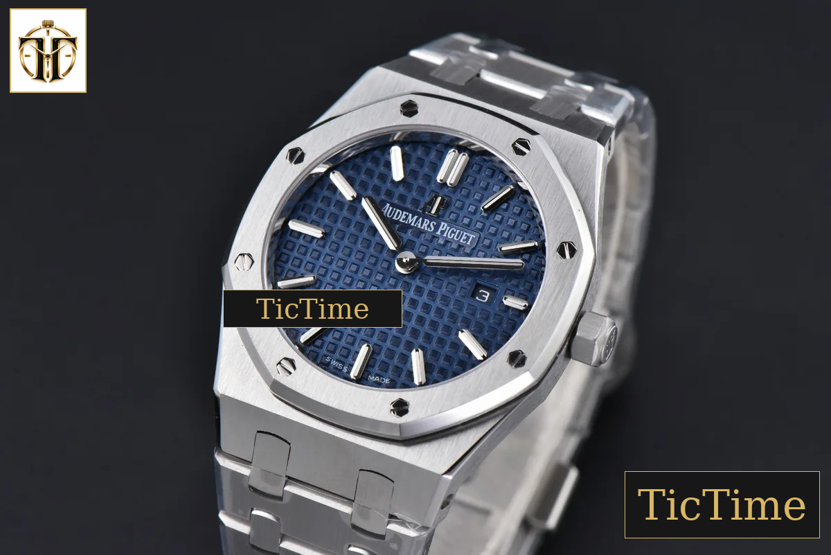 Royal Oak Ladies 67650ST 33mm ZF SS Blue Dial SS Bracelet Quartz — foto 5