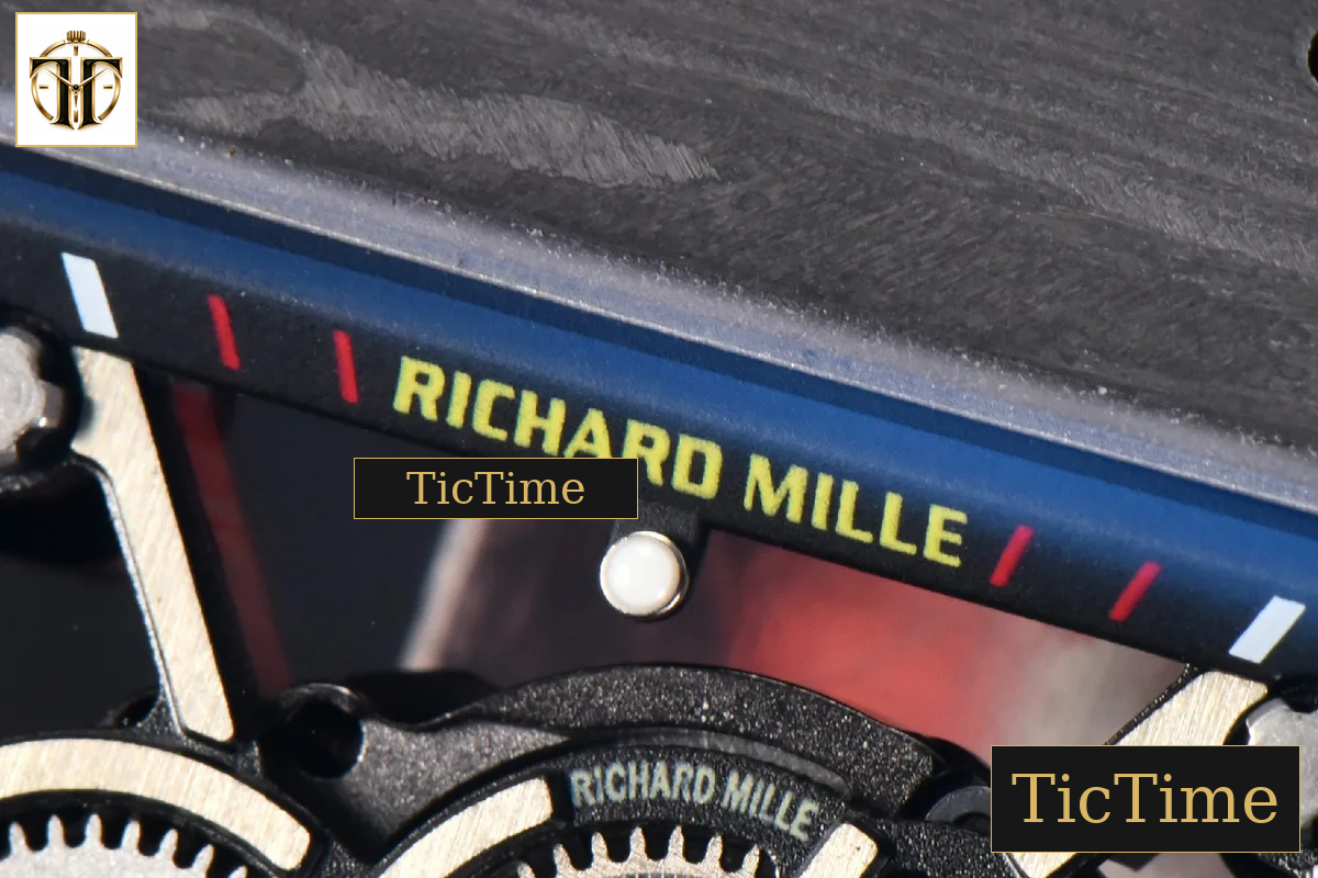RM035-02 42mm T+F Black Forged Carbon Skeleton Dial Red Crown Red Rubber Strap RMUL2 — foto 4