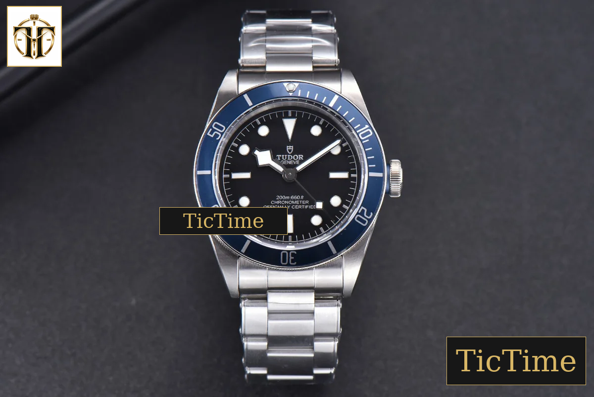 Heritage Black Bay Shield 2016 41mm ZF Blue SS Bracelet A2824 — foto 2