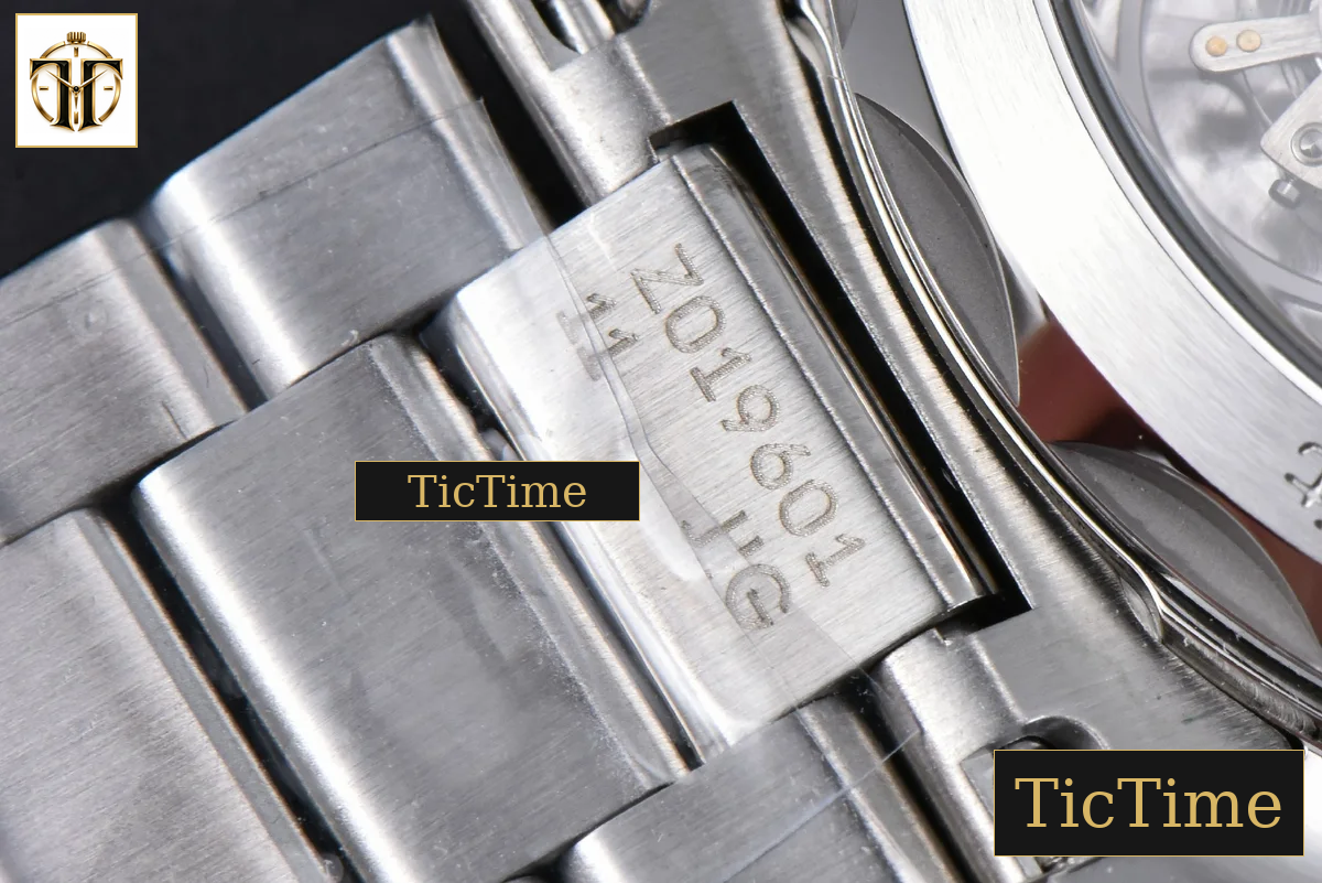 Aqua Terra 150M 41mm VSF SS Black Smooth Dial Silver Hand SS Bracelet A8900 — foto 29