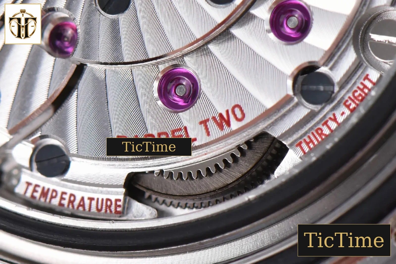 Aqua Terra 150M GMT VSF Black Textured Dial SS Bracelet A8605 — foto 19