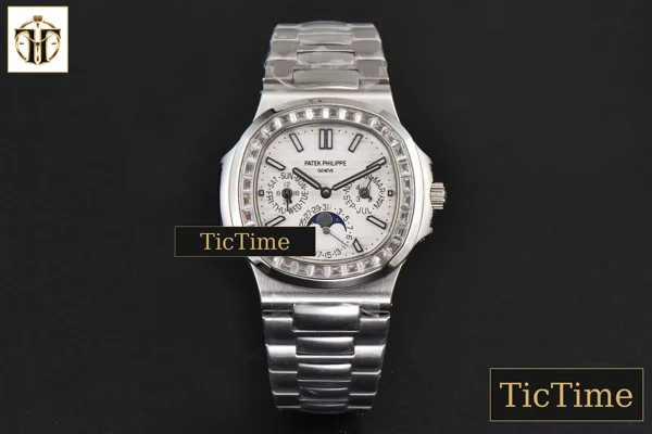 Foto frontal — Nautilus 5740 40mm TWF Diamond White Dial SS Bracelet A240