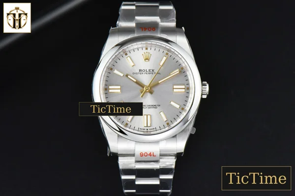 Foto frontal — Oyster Perpetual 124300 41mm EWF Silver Dial SS Bracelet A3230