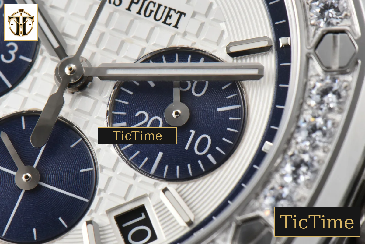 Offshore Ladies 26231ST 37mm RXWF Diamond White Dial Blue Subdial White Rubber Strap Quartz — foto 7