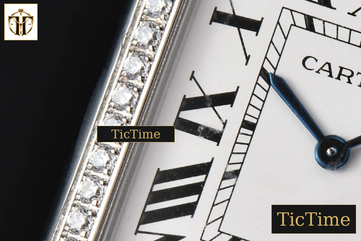 Tank Must Large 33.7×25.5mm K11F Diamond White Dial Brown Smooth Calf Strap Quartz — foto 6