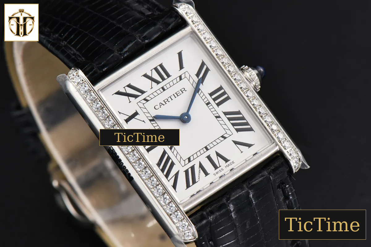 Tank Must Large 33.7×25.5mm K11F Diamond White Dial Black Croc Strap Quartz — foto 10