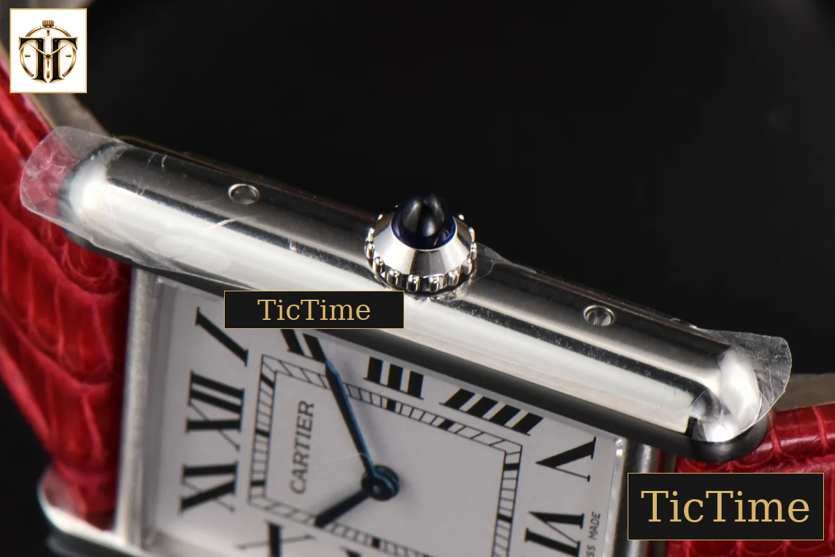 Tank Must Large 33.7×25.5mm K11F White Dial Red Croc Texture Strap Quartz — foto 11