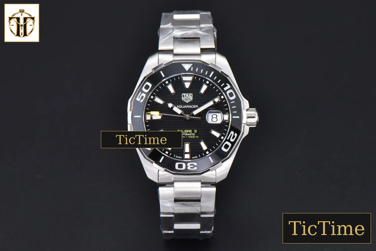 Aquaracer Calibre 5 43mm OF Black Dial Silver Hand SS Bracelet SW200 — foto 3