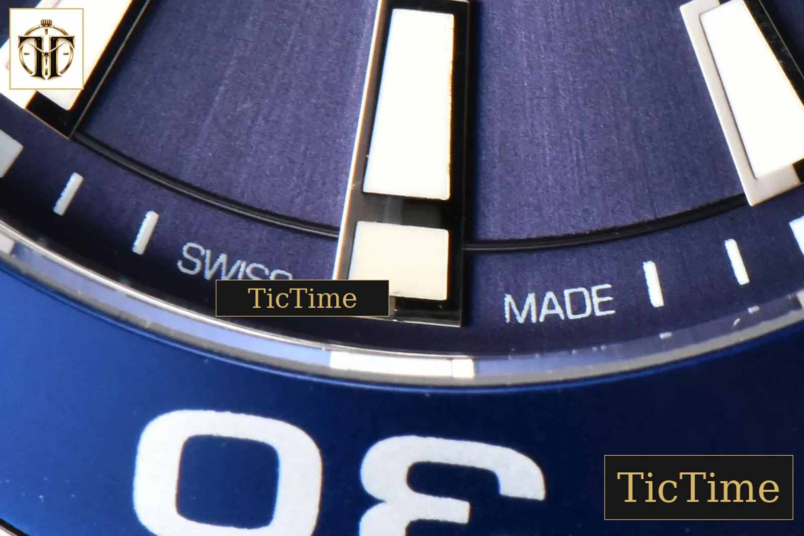 Aquaracer 300M 41mm OF Blue/Red Bezel Purple Dial SS Bracelet SW200 — foto 8