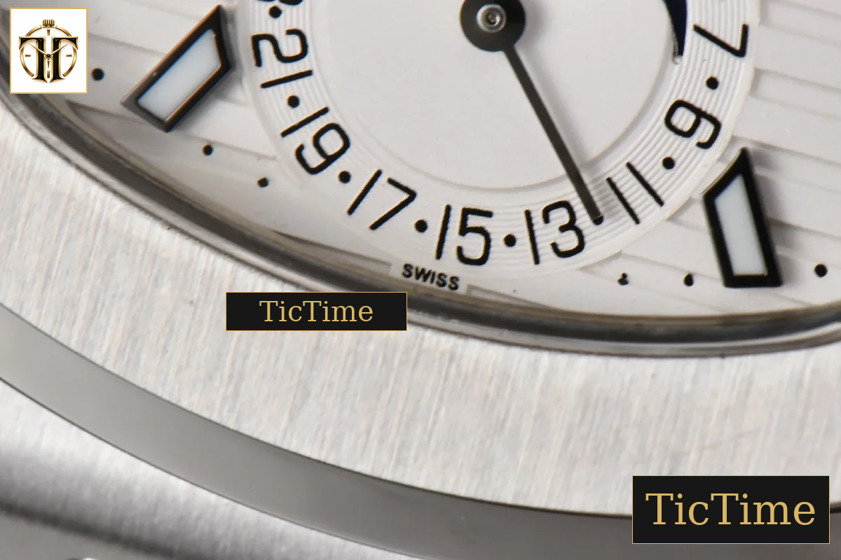 Nautilus 5740 40mm TWF White Dial SS Bracelet A240 — foto 9
