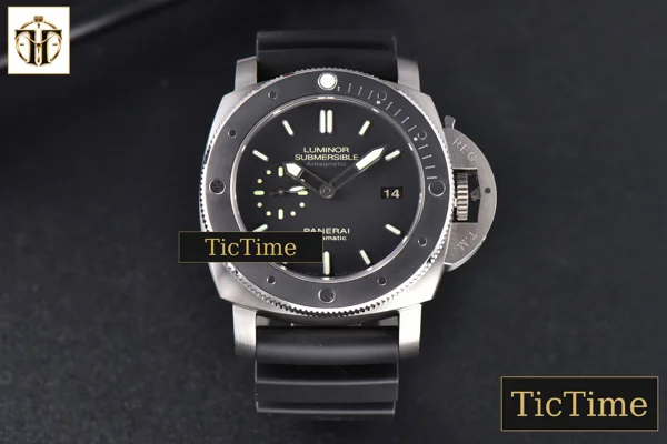 Foto frontal — Submersible AMagnetic PAM389 47mm VSF Black Dial Rubber Strap P9000