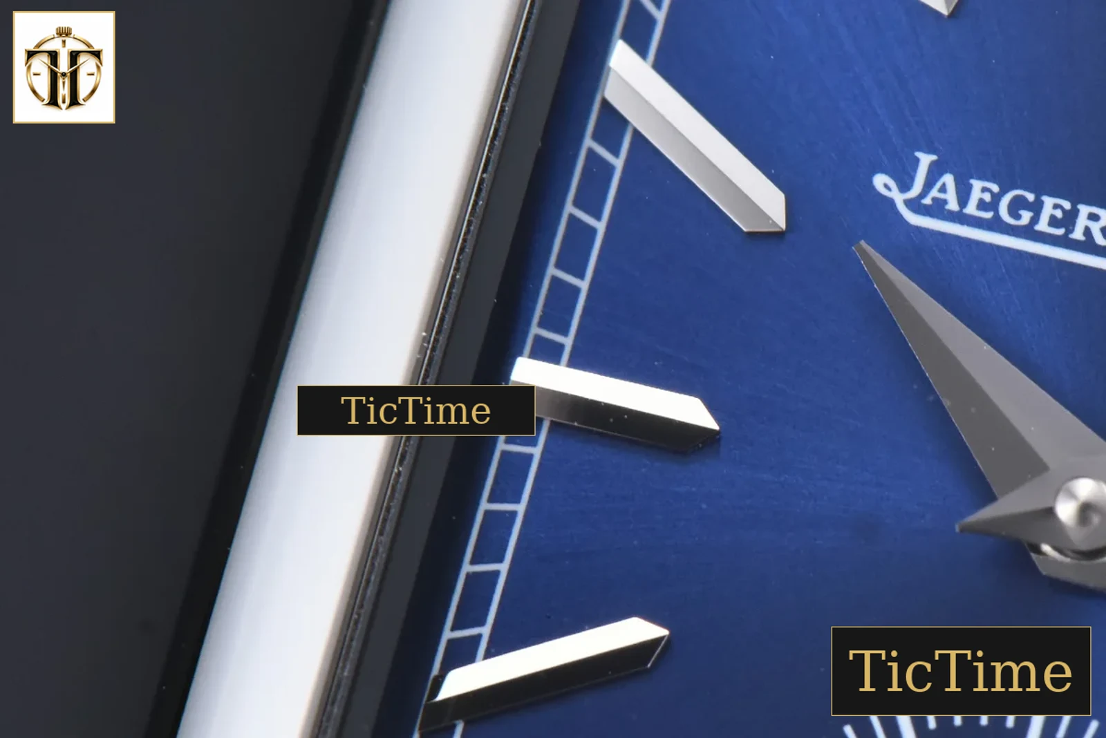 Master Reverso Tribute Small Seconds 30x47mm MGF Blue Dial Blue Leather Strap A854A — foto 6