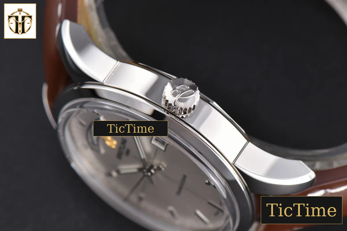 Transocean Day & Date 43mm V7F Silver Dial Brown Leather Strap CA145 — foto 12