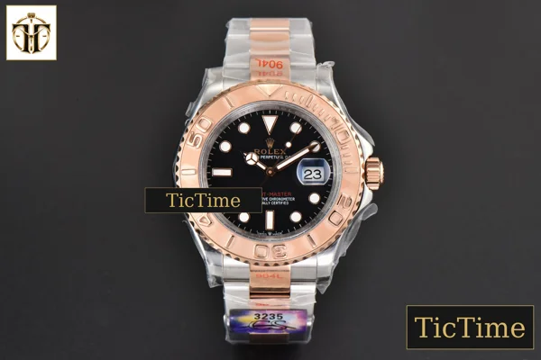 Foto frontal — Yacht-Master 126621 40mm CSF RG/SS 904L Black Dial RG/SS Bracelet VR3235