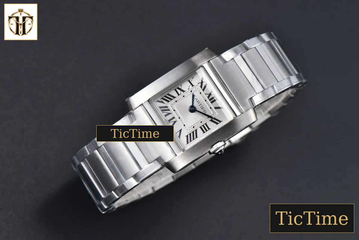 Tank Francaise Small 25.7mmx21.2mm 8848F SS Bracelet Quartz — foto 4