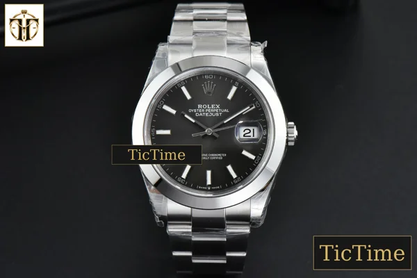 Foto frontal — DateJust Smooth Bezel 126300 41mm VSF Gray Dial Oyster Bracelet VS3235