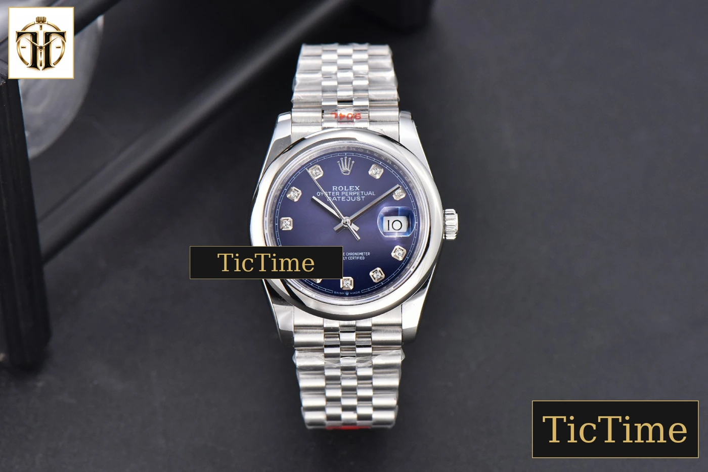 Vista frontal — DateJust 36mm GMF SS Smooth Bezel Blue Dial Diamond Roma Marker Jubilee Bracelet VR3235