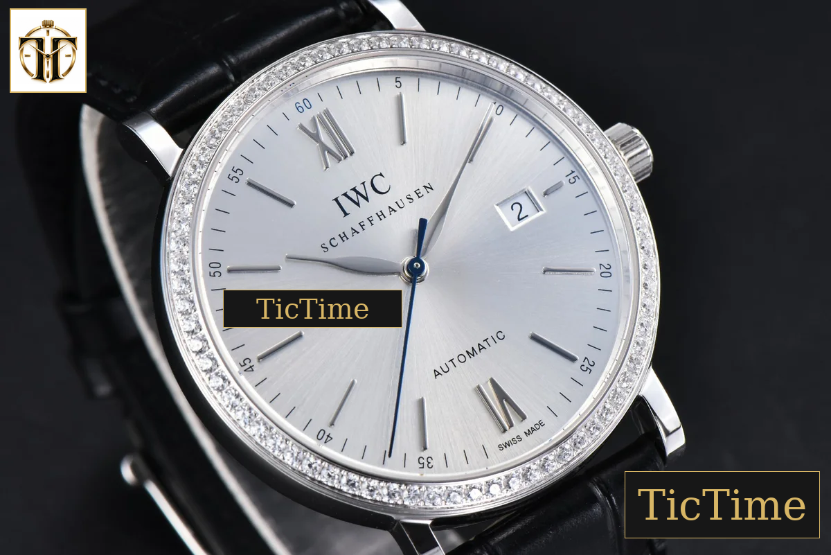 Portofino 40mm V7F Diamond Silver Dial Black Leather Strap A2892 — foto 12