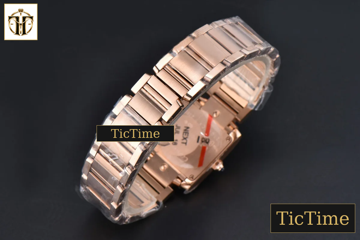 Tank Francaise Small 25.7mmx21.2mm 8848F RG Bracelet Quartz — foto 24