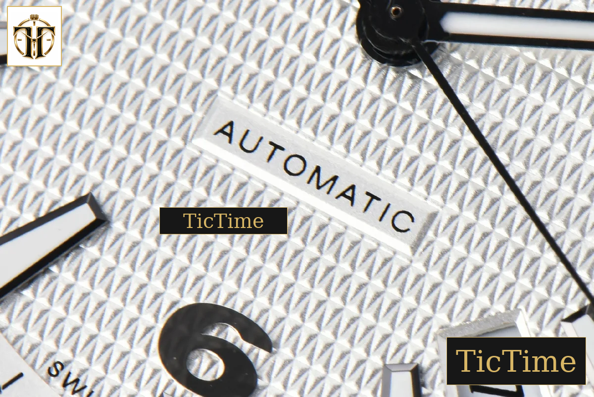 Overseas 47040 42mm PPF White Dial SS Bracelet A1226 — foto 8