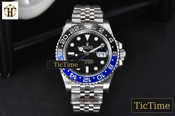 Foto frontal — GMT-Master II BLNR 126710 Clean Factory Black/Blue Ceramic Jubilee Bracelet V3 DD3285