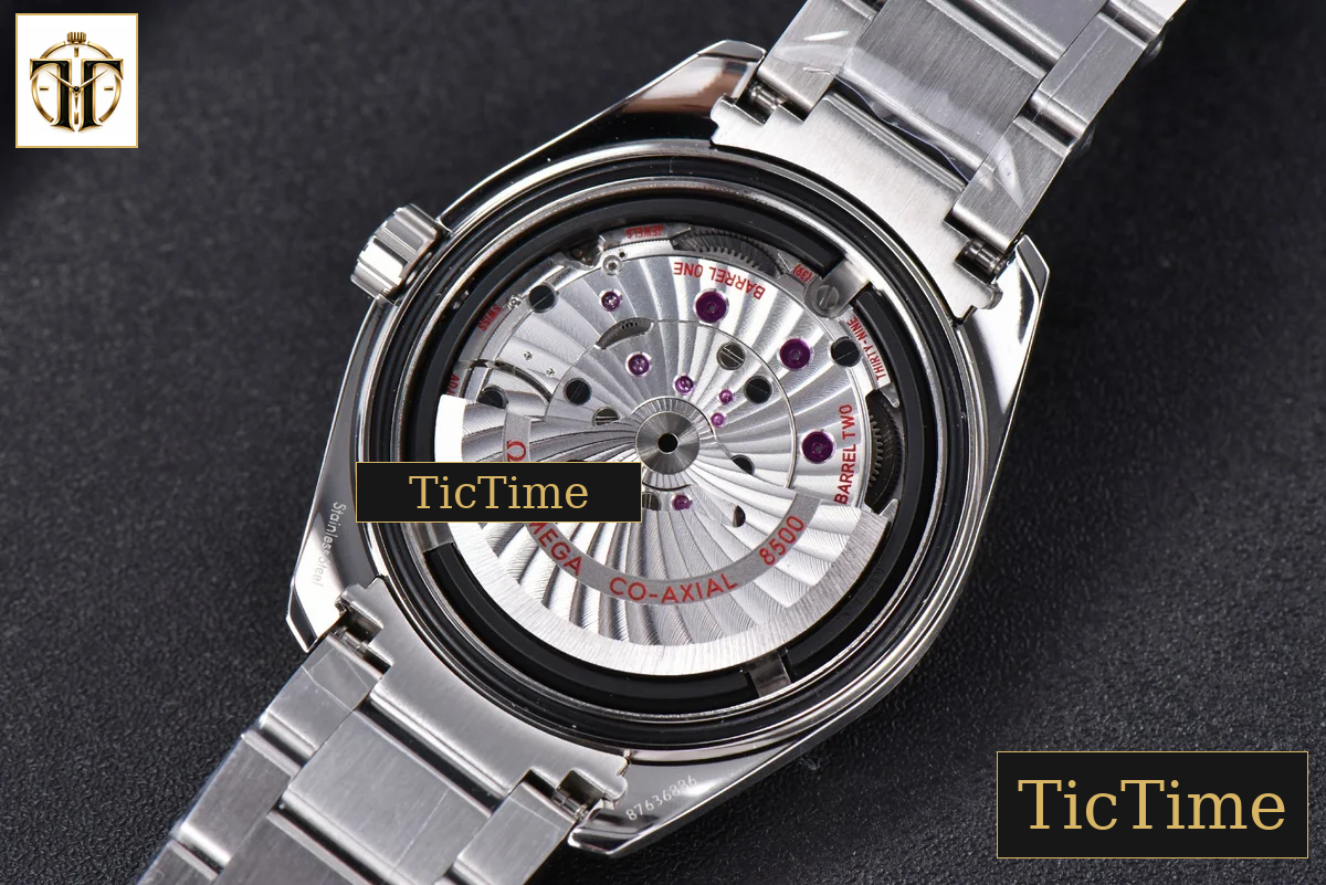 Aqua Terra 150M 41mm VSF Black Wave Dial RG Markers SS Bracelet A8500 — foto 22