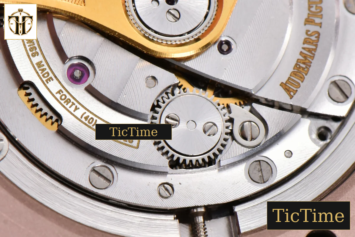 Royal Oak 15400 41mm IPF RG White Textured Dial RG Bracelet SA3120 — foto 24