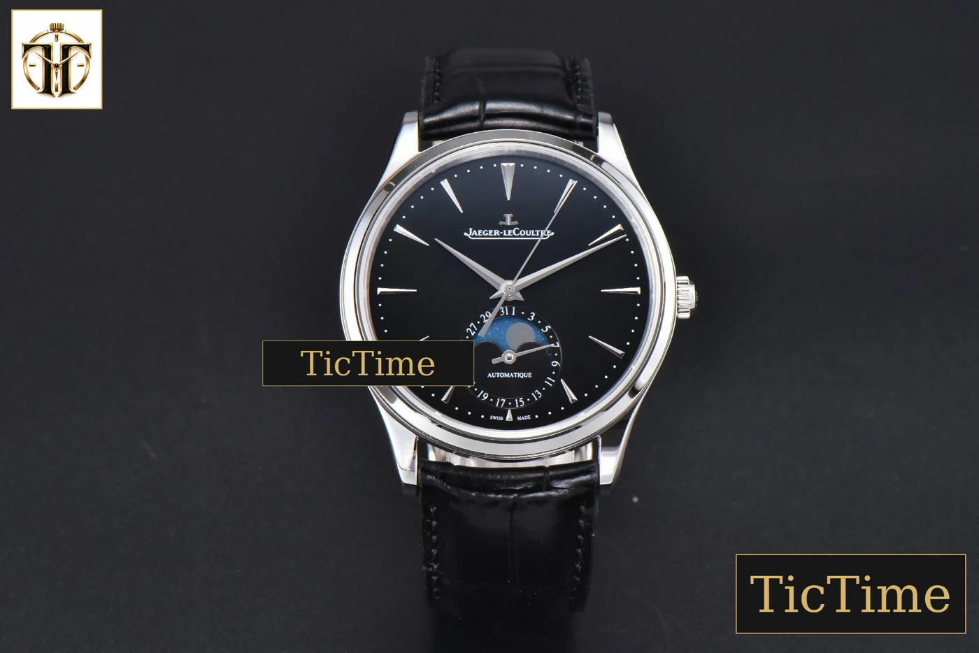 Vista frontal — Master Ultra Thin Moonphase 1368420 39mm APSF Black Dial Leather Strap SA925