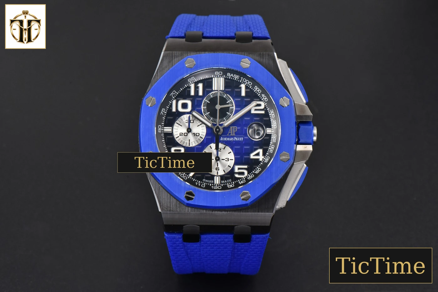Vista frontal — Royal Oak Offshore 26405 44mm RSF Ceramic Blue Dial Silver Subdial Blue Rubber Strap A3126