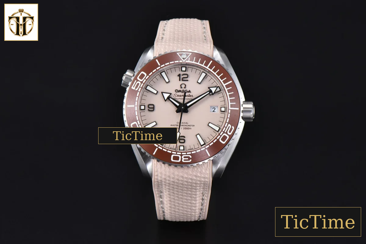 Planet Ocean 43.5mm VSF Brown Salmon Dial Rubber Strap A8900 — foto 2