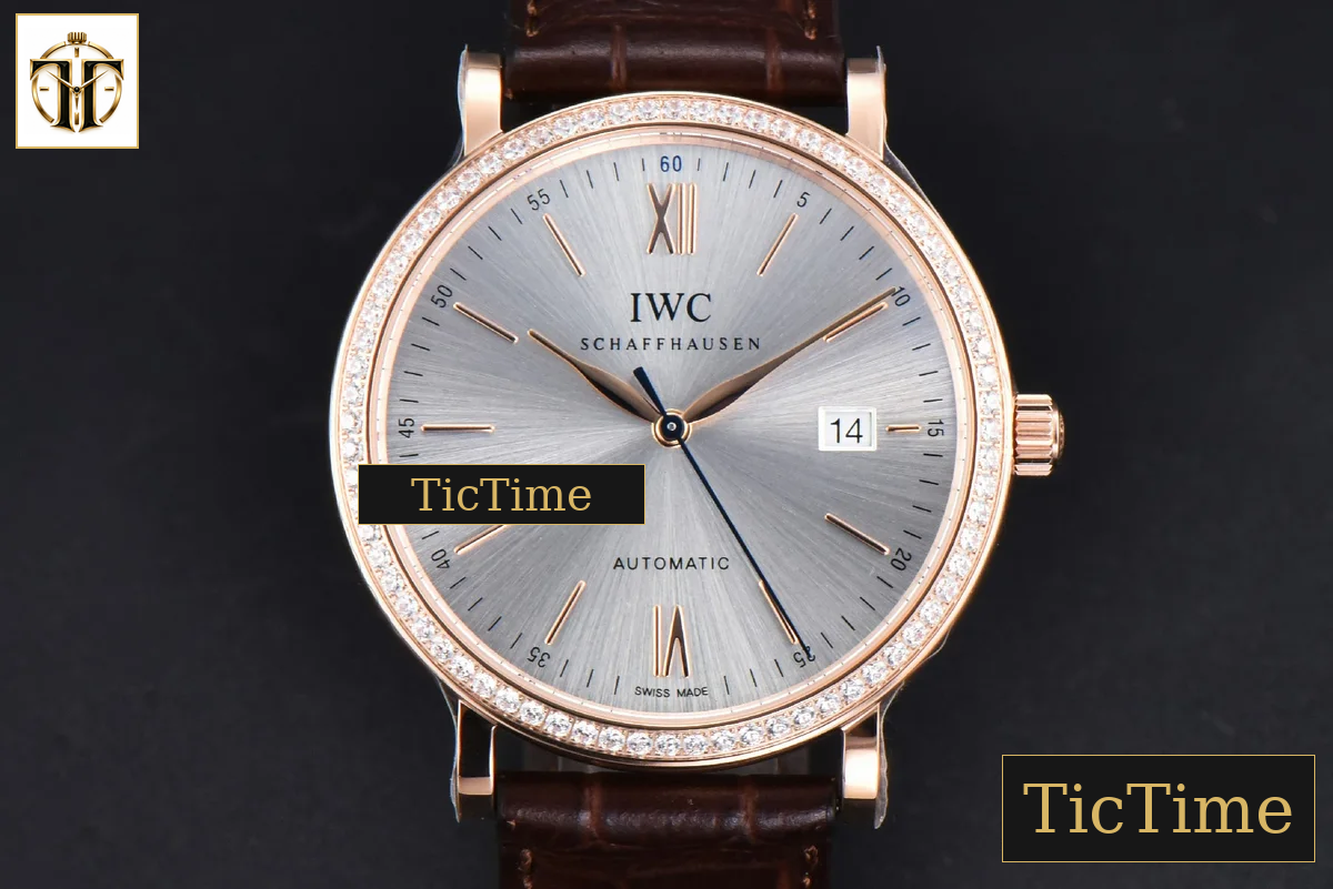 Portofino 40mm V7F RG Diamond Silver Dial RG Marker Brown Leather Strap A2892 — foto 2