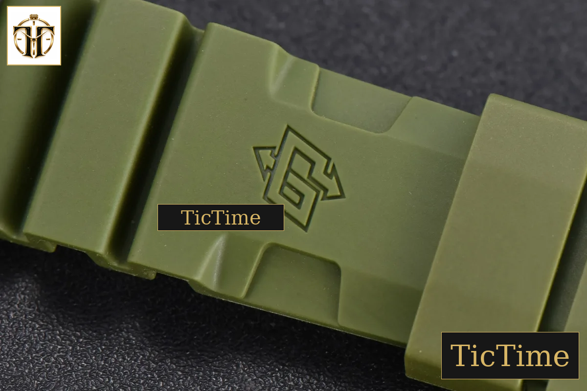 Luminor Submersible PAM1055 42mm VSF Green Rubber Strap P.900 — foto 25