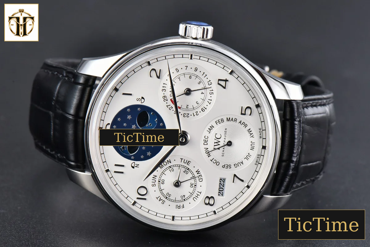 Portugieser Perpetual Calendar IW5033 42mm APSF SS White Dial Black Leather Strap A52610 — foto 14