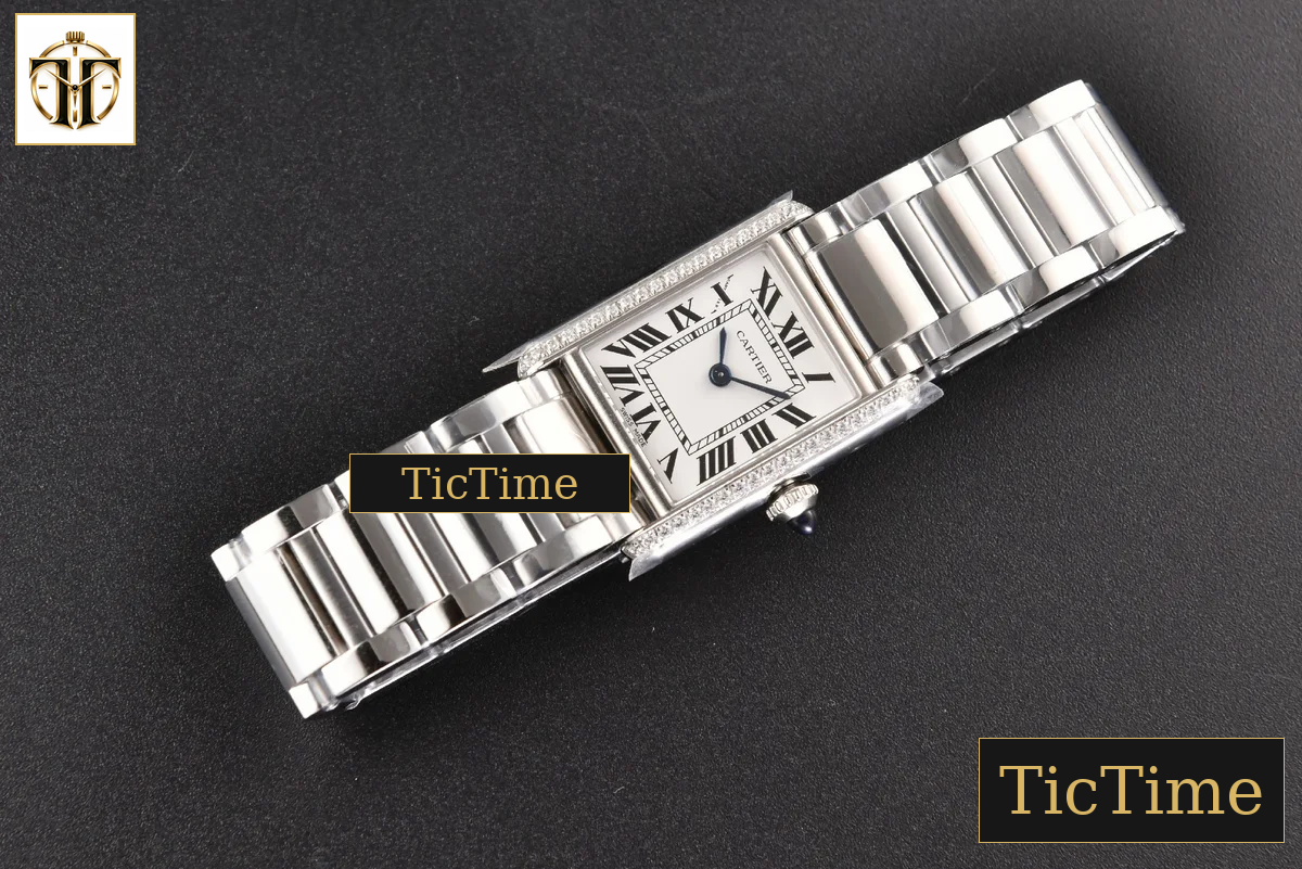 Tank Must Small 29.5mmx22mm K11F Diamond White Dial SS Bracelet Ronda Quartz — foto 14