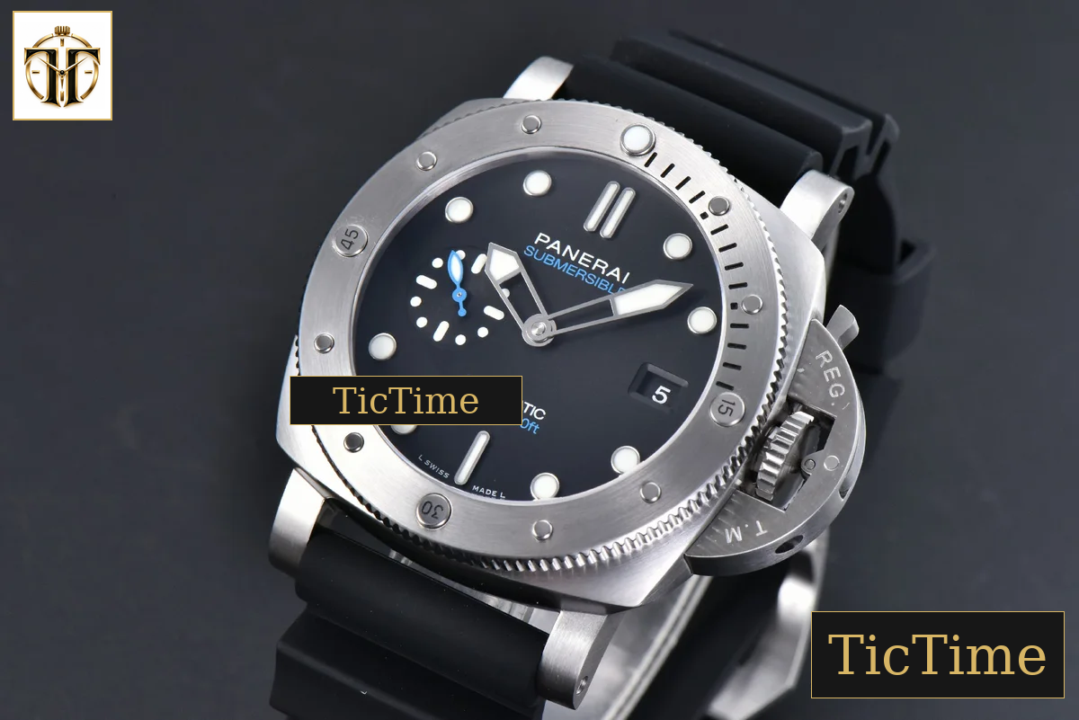 Submersible Quaranta PAM1229 44mm TTF Black Dial Rubber Strap P9010 — foto 4