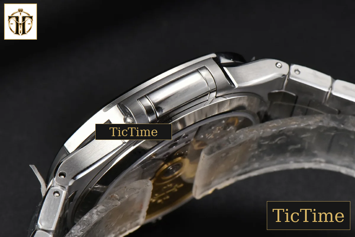 Nautilus Ladies 7118 35mm 3KF White Dial SS Bracelet A324 — foto 14