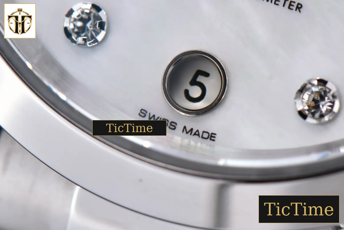 Aqua Terra 150M Ladies 34mm VSF White Dial Diamond Marker SS Bracelet A8800 — foto 8