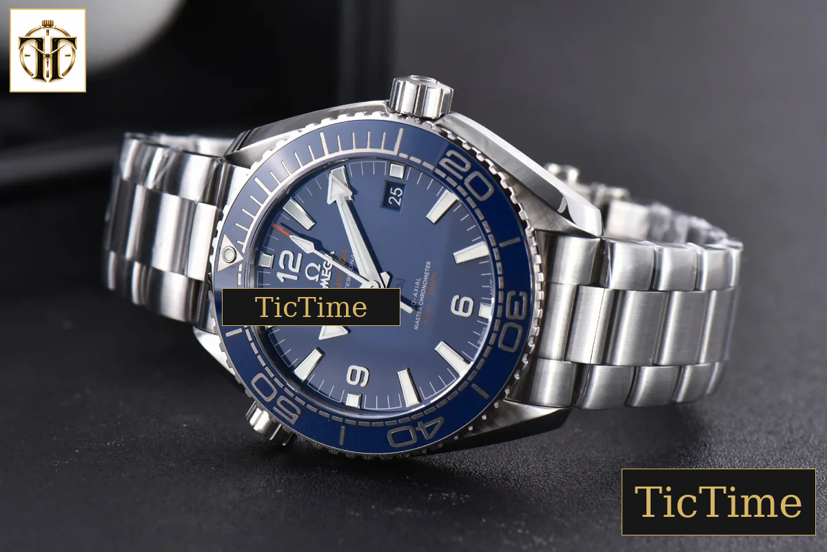 Planet Ocean 600m 43.5mm VSF Blue Dial SS Bracelet A8906 — foto 12